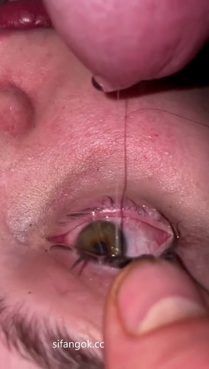 Woman's ass cleaner - Image 6