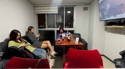 1.mp4.00_01_44_24.Still002